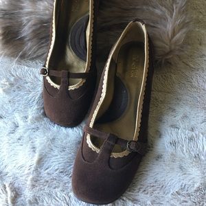 Kenneth Cole shoes, size 8